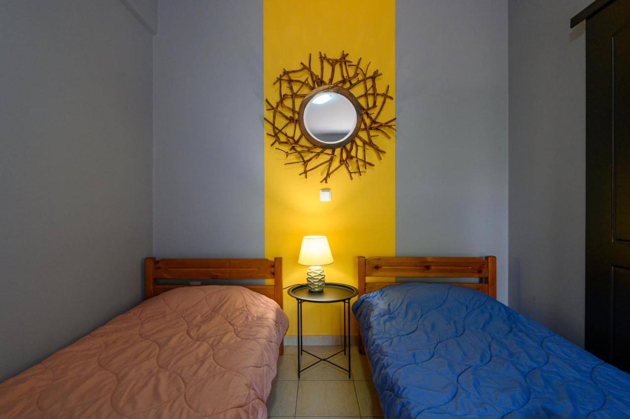 Rea Apartment II "1Minute From The Beach" กาลามาตา ภายนอก รูปภาพ
